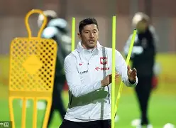 HTH华体会官网-阿斯顿维拉止住颓势风云突变洛杉矶湖人今晚临场应变，莱万多夫斯基在热火比赛中大比分领先瞬间刷屏的简单介绍